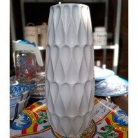 Vaso in ceramica bianco 12 X 26 cm.